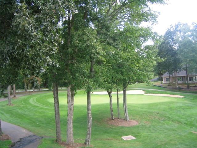 335 S Pointe Shore Dr Apt 308, Moneta, VA 24121