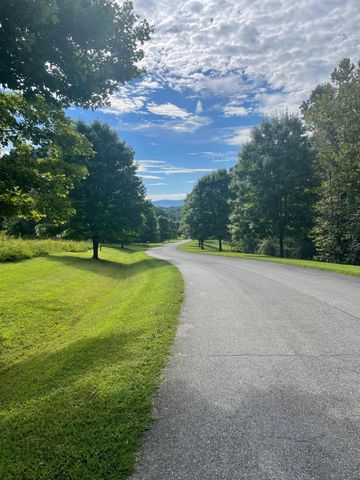 335 S Pointe Shore Dr Apt 308, Moneta, VA 24121