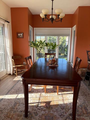 335 S Pointe Shore Dr Apt 308, Moneta, VA 24121