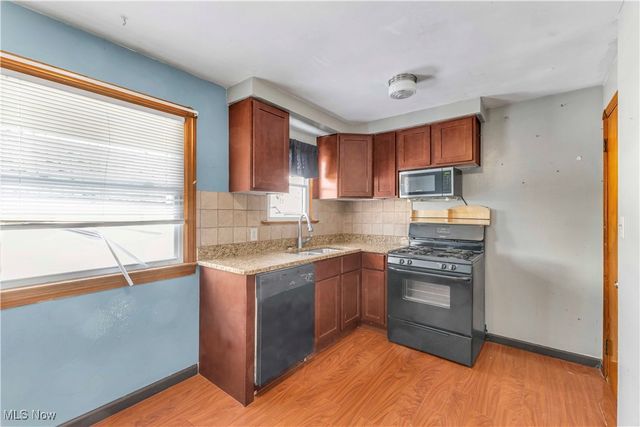 5602 Westlake Avenue, Parma, OH 44129