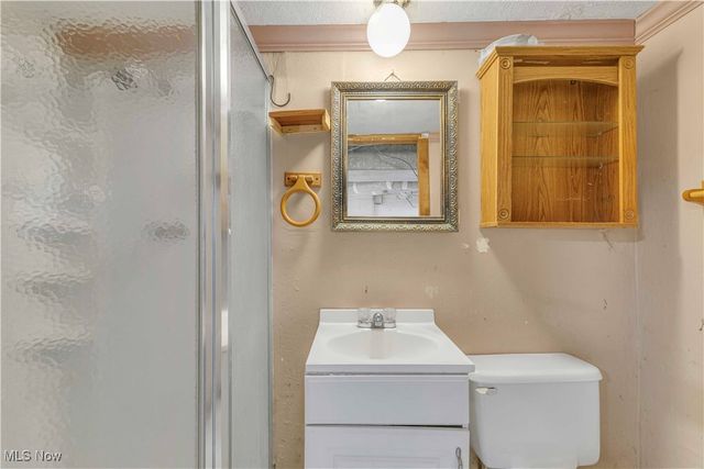 5602 Westlake Avenue, Parma, OH 44129