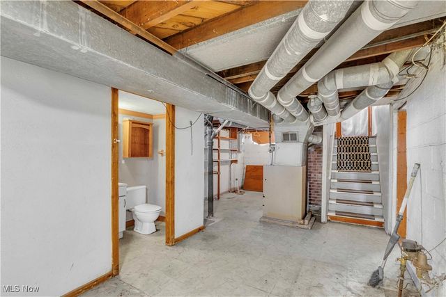 5602 Westlake Avenue, Parma, OH 44129