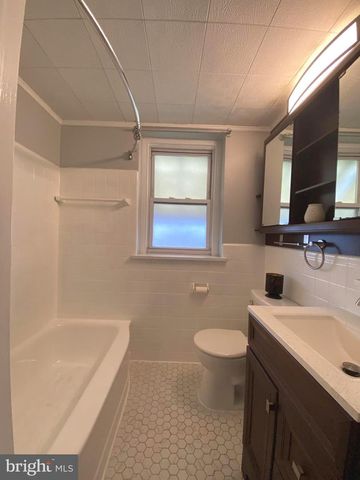 230 WESTBROOK DR, Clifton Heights, PA 19018