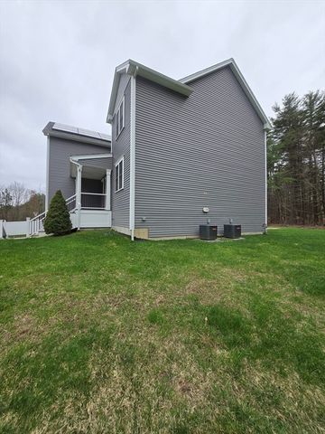278 Putnam Hill Rd, Sutton, MA 01590