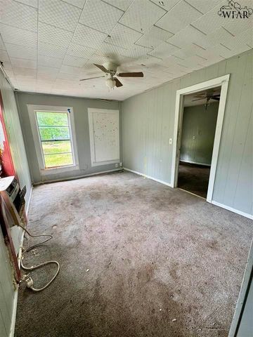 809 PARADISE STREET, Vernon, TX 76384