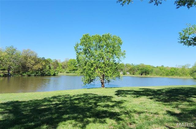 552 and 556 Grand Loop, Catawissa, MO 63015