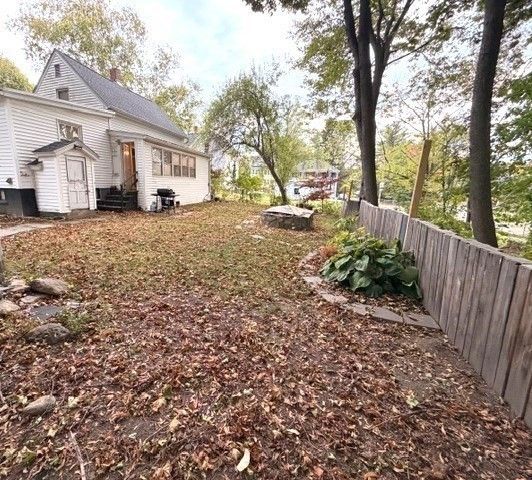 108-R Pratt St, Fitchburg, MA 01420