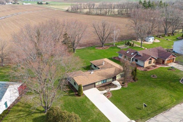 3459 Bee Lane, Beloit, WI 53511