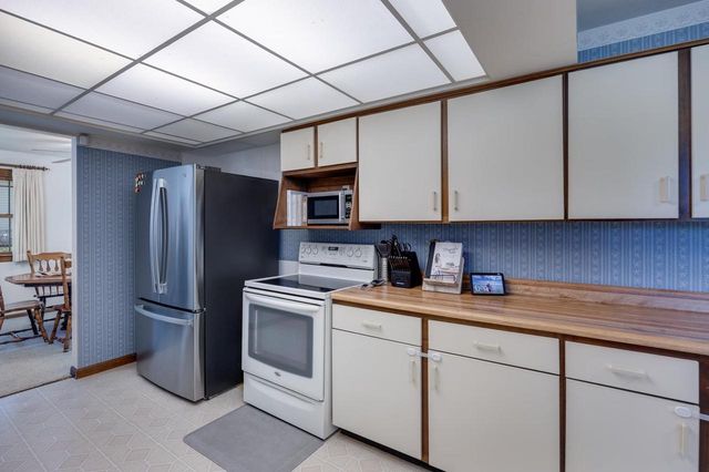 3459 Bee Lane, Beloit, WI 53511