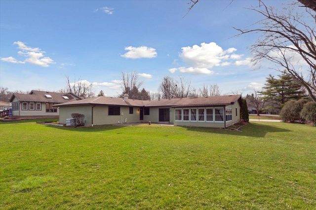 3459 Bee Lane, Beloit, WI 53511