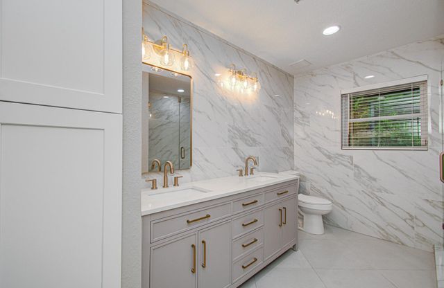 1801 Benbow Way, Houston, TX 77080