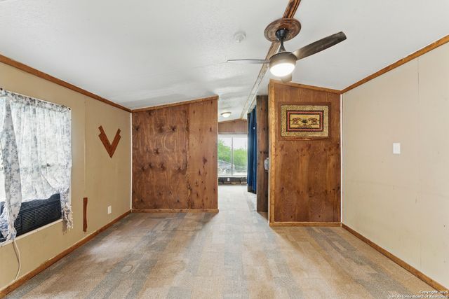 18525 County Road 5722, Castroville, TX 78009