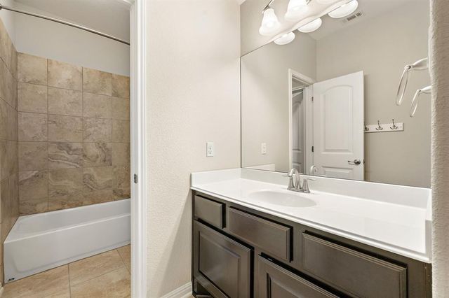 2406 Yorkshire LN, Cedar Park, TX 78613
