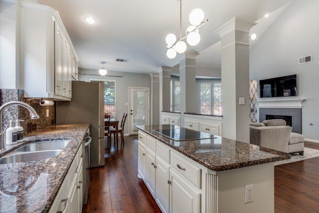 7915 Enclave Way, Dallas, TX 75218