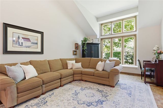 3 Fenimore Drive, Pittsford, NY 14534