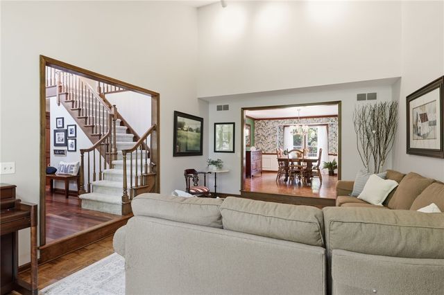 3 Fenimore Drive, Pittsford, NY 14534