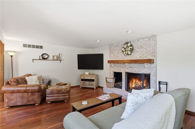 3 Fenimore Drive, Pittsford, NY 14534