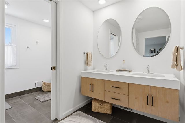 3 Fenimore Drive, Pittsford, NY 14534