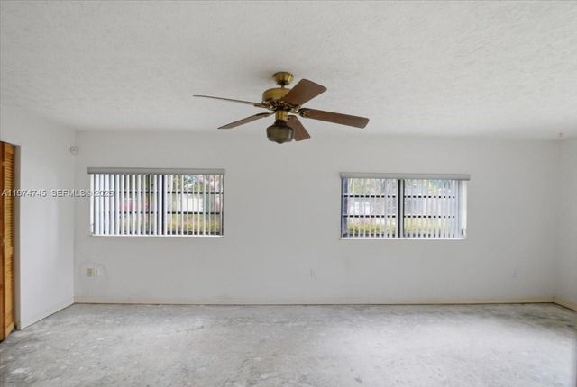 28220 SW 161st Ave, Homestead, FL 33033