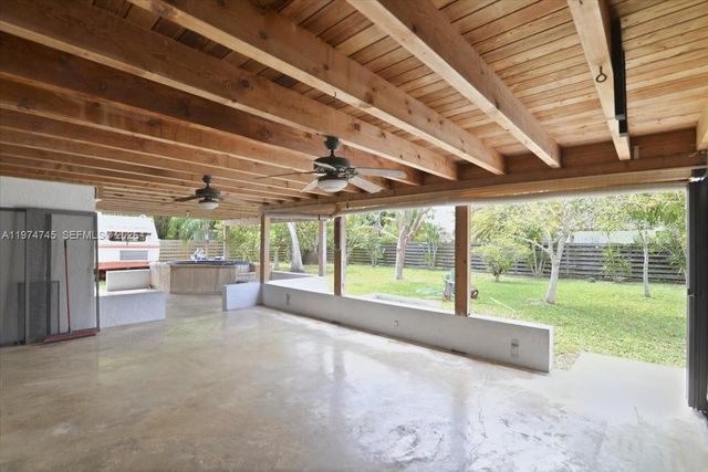 28220 SW 161st Ave, Homestead, FL 33033