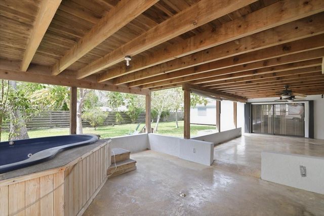 28220 SW 161st Ave, Homestead, FL 33033