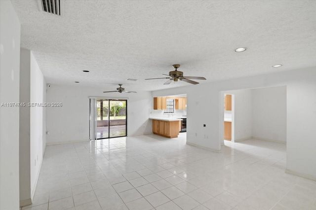 28220 SW 161st Ave, Homestead, FL 33033