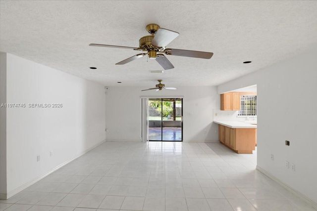 28220 SW 161st Ave, Homestead, FL 33033