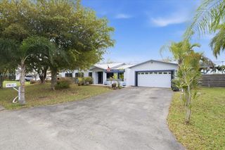 28220 SW 161st Ave, Homestead, FL 33033