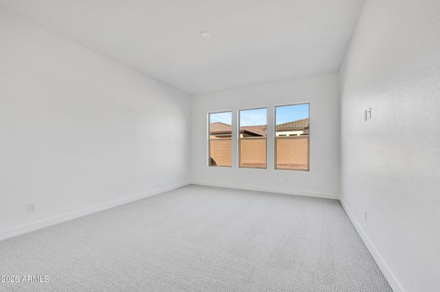 2374 E RIHL Road, San Tan Valley, AZ 85140