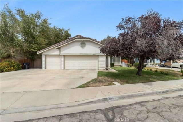 2641 Peaceful Way, Lancaster, CA 93535