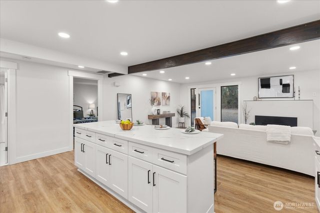 3809 NE 105th Street, Seattle, WA 98125