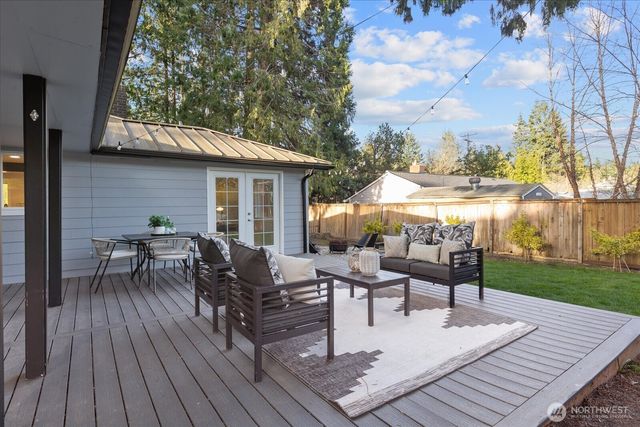 3809 NE 105th Street, Seattle, WA 98125