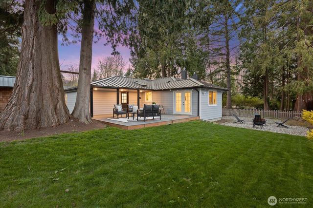 3809 NE 105th Street, Seattle, WA 98125