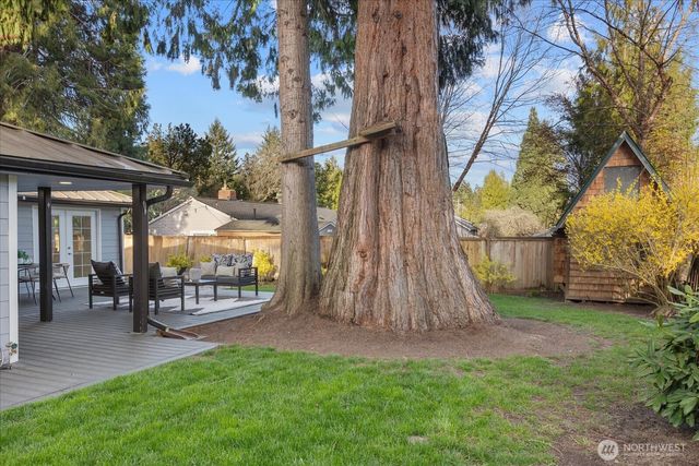 3809 NE 105th Street, Seattle, WA 98125