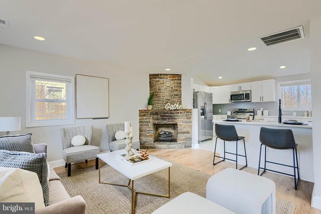 7921 ROLLING VIEW AVE, Nottingham, MD 21236