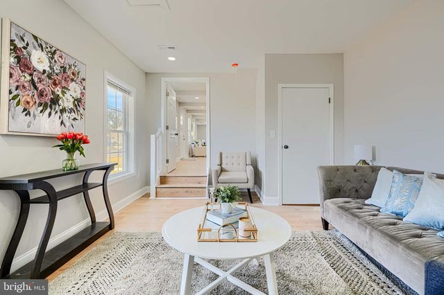 7921 ROLLING VIEW AVE, Nottingham, MD 21236