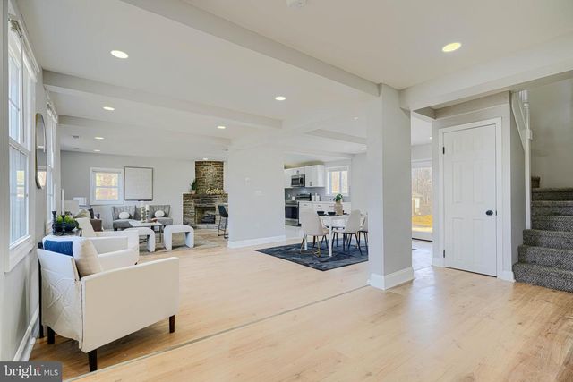 7921 ROLLING VIEW AVE, Nottingham, MD 21236