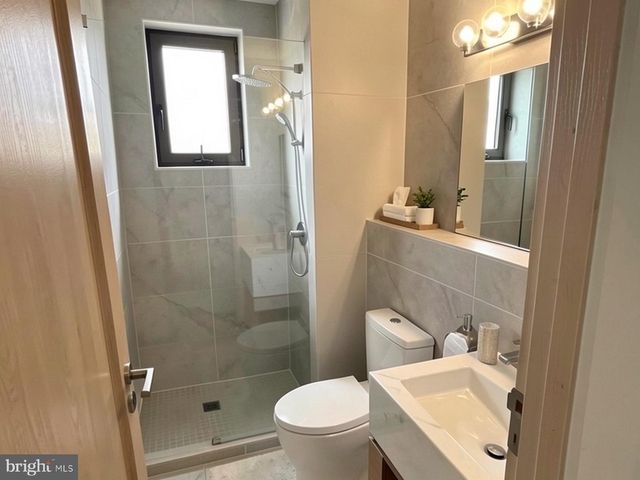 1109 5TH ST NW, Washington, DC 20001