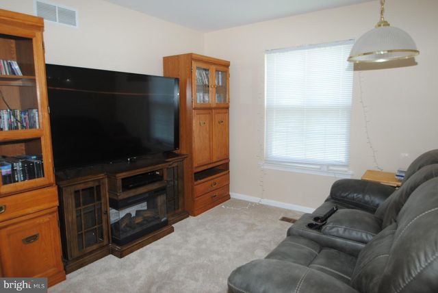 20 DOOLIN BAY DR, Bear, DE 19701