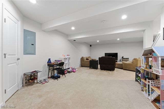 7119 Gauntlet Street SW, Massillon, OH 44646