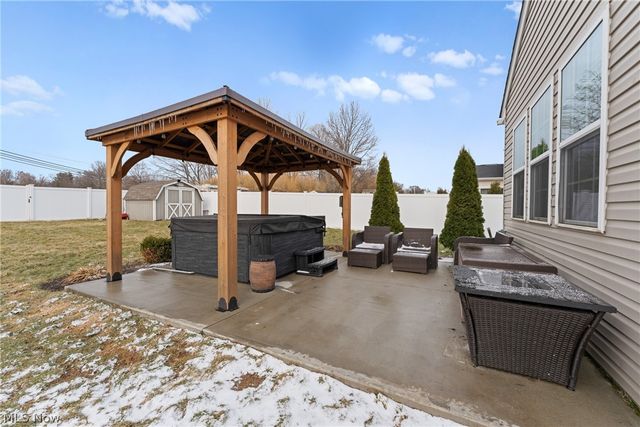 7119 Gauntlet Street SW, Massillon, OH 44646