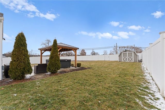 7119 Gauntlet Street SW, Massillon, OH 44646