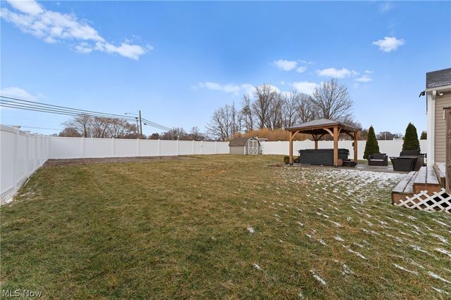 7119 Gauntlet Street SW, Massillon, OH 44646