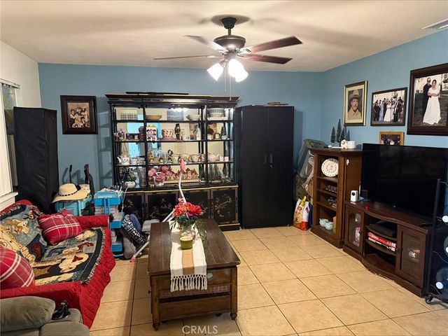 940 Marlyce, Hemet, CA 92543