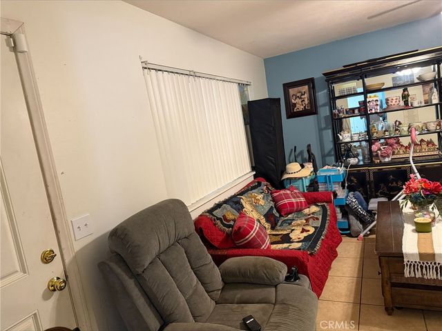 940 Marlyce, Hemet, CA 92543