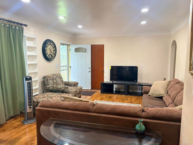 3333 Janes Avenue, Buena Vista Twp, MI 48601