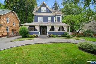 117 Willowdale Avenue, Montclair, NJ 07042