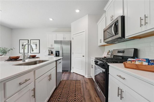 21730 S Madison Street, Spring Hill, KS 66083