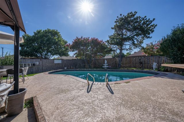 3405 Tulip Lane, Rowlett, TX 75089