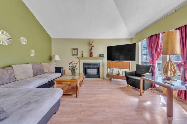 3405 Tulip Lane, Rowlett, TX 75089